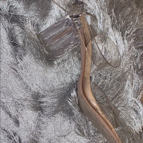 Clear strap heels - Picture 1 of 2